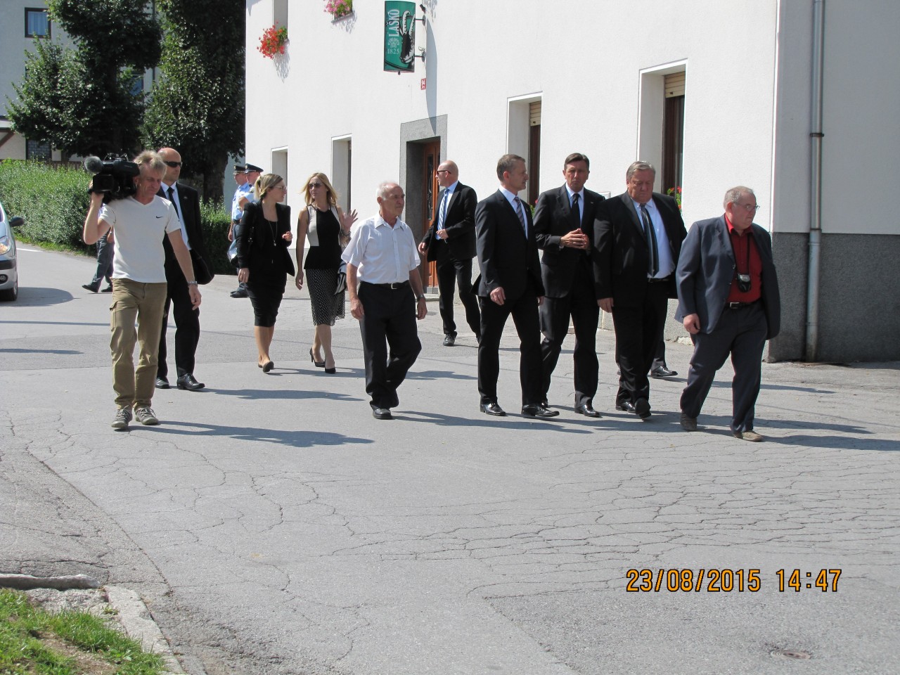 Rovte ob evropskem dnevu totalitarnih in avtoritarnih režimov 23. avgust 2015, Prihod predsednik RS Borut_Pahor, župan Občine Logatec in predsednik KS Rovte Viktor Trček